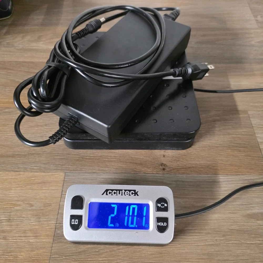 20V 13.5A AD10660LF For LG 32GX870A 32GX870A-B Monitor 270W AC Adapter Original
